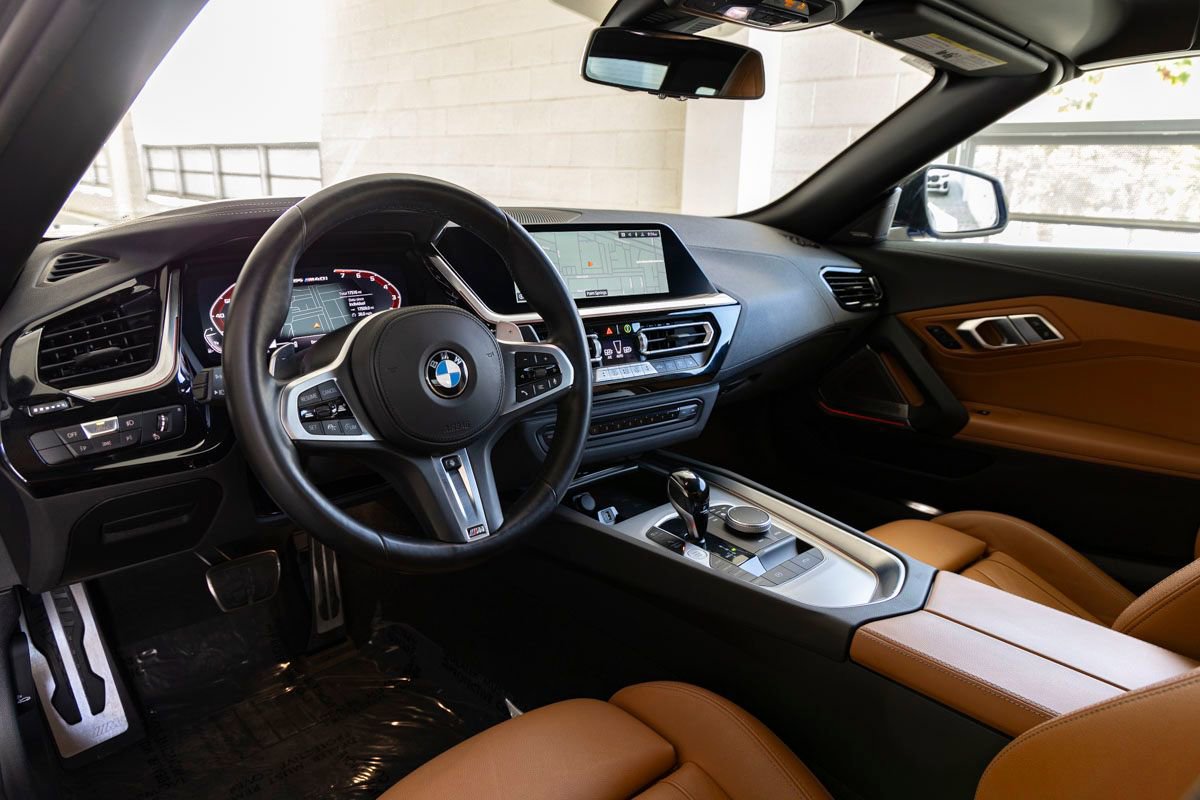Certified 2023 BMW Z4 M40i w/ Premium Package image 15