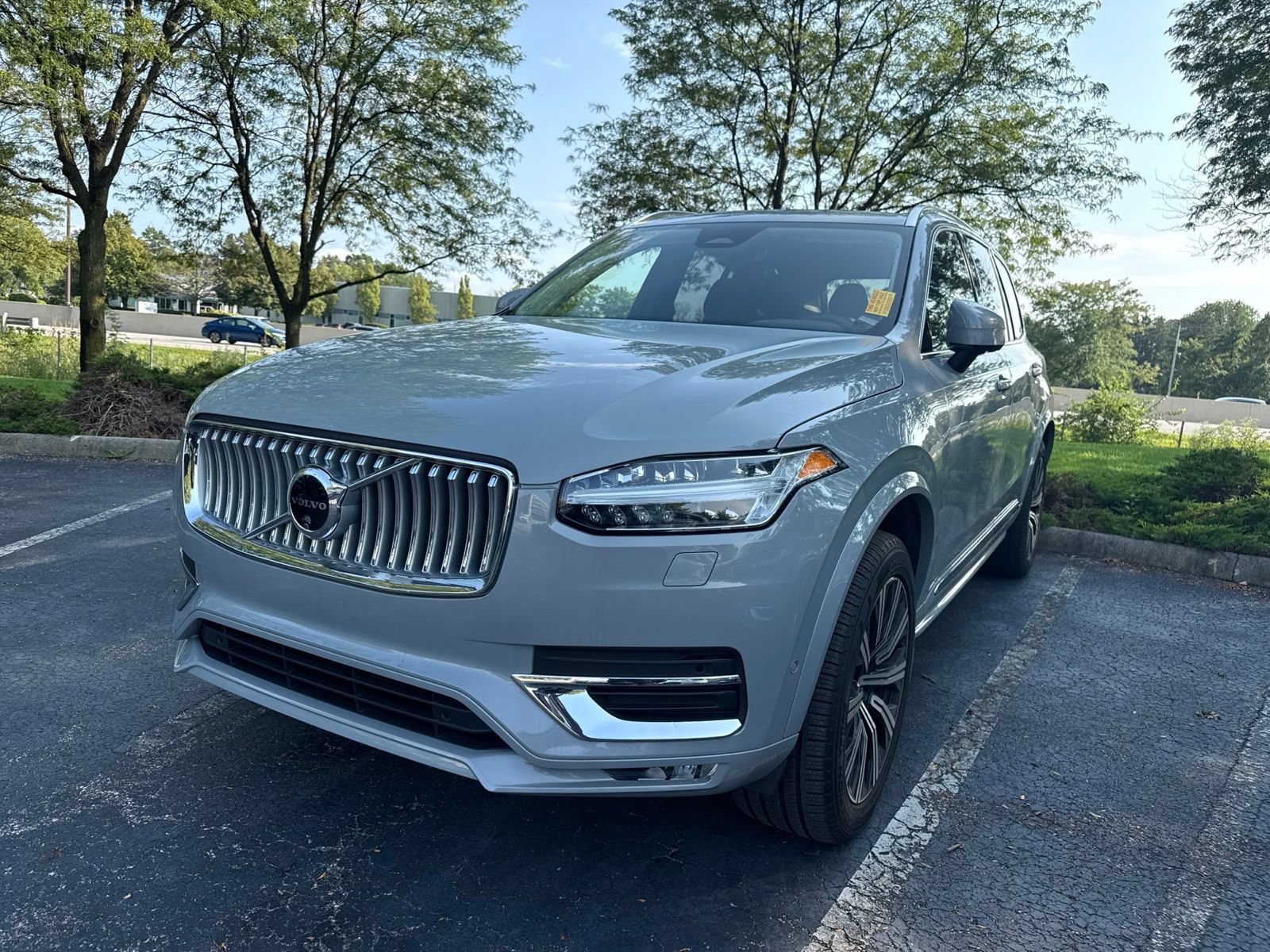 Used 2025 Volvo XC90 B6 Plus AWD/4WD image 1