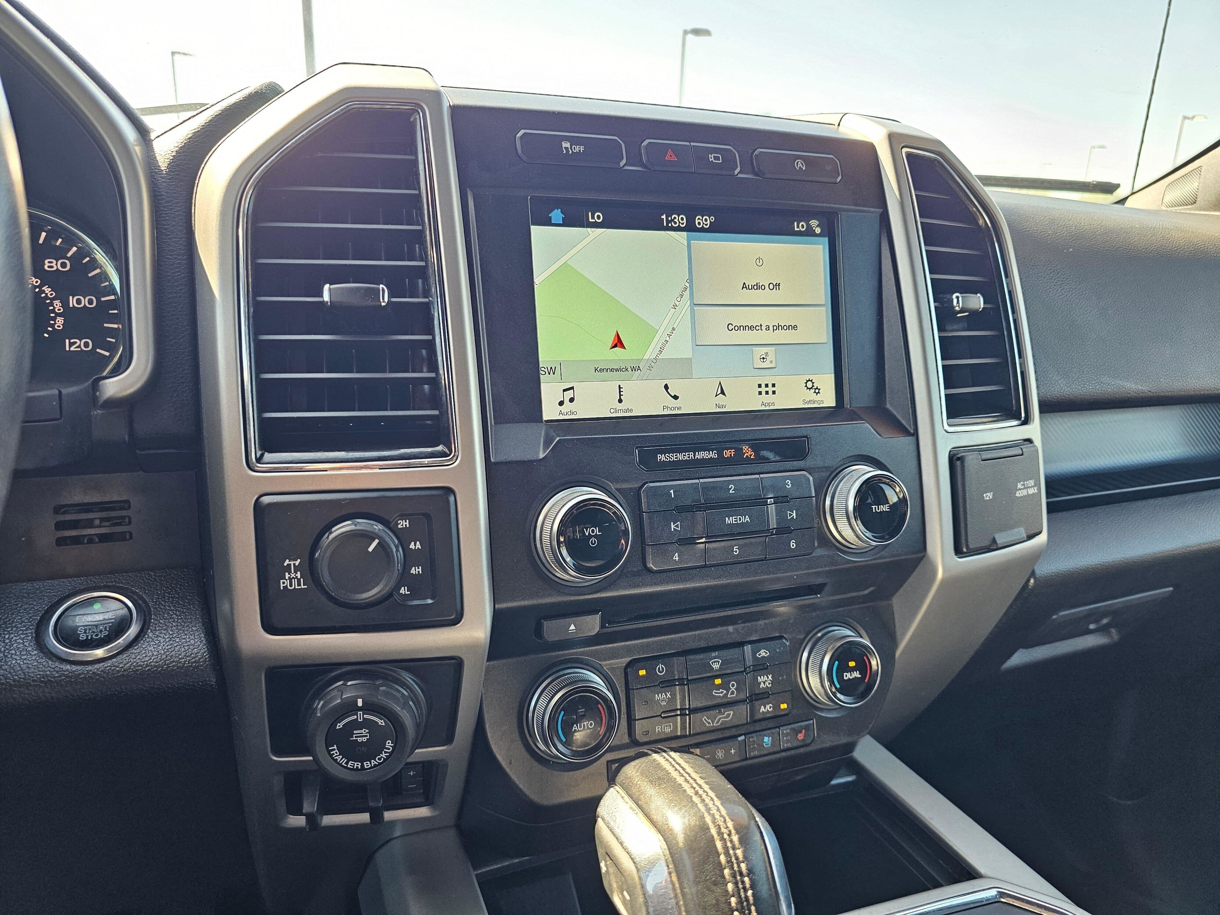 Used 2018 Ford F150 Lariat w/ Equipment Group 502A Luxury AWD/4WD image 25