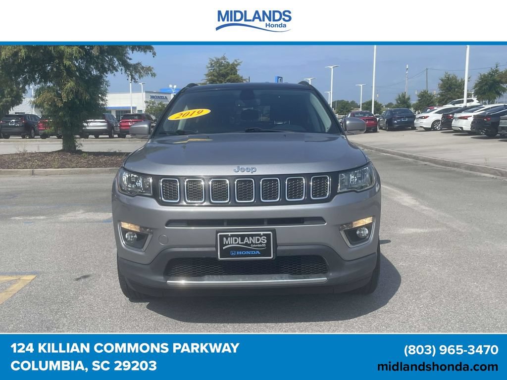 Used 2019 Jeep Compass Limited AWD/4WD image 2