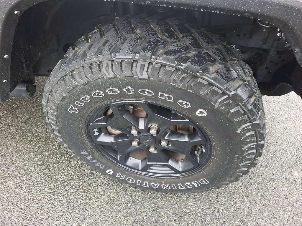 Used 2022 Jeep Gladiator Willys image 9