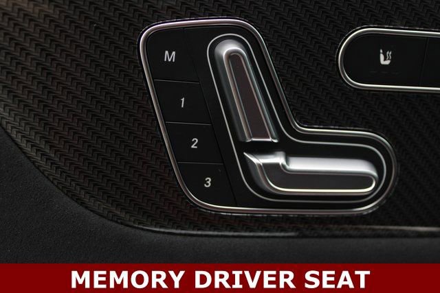 Used 2025 Mercedes-Benz GLA 250 4MATIC image 15