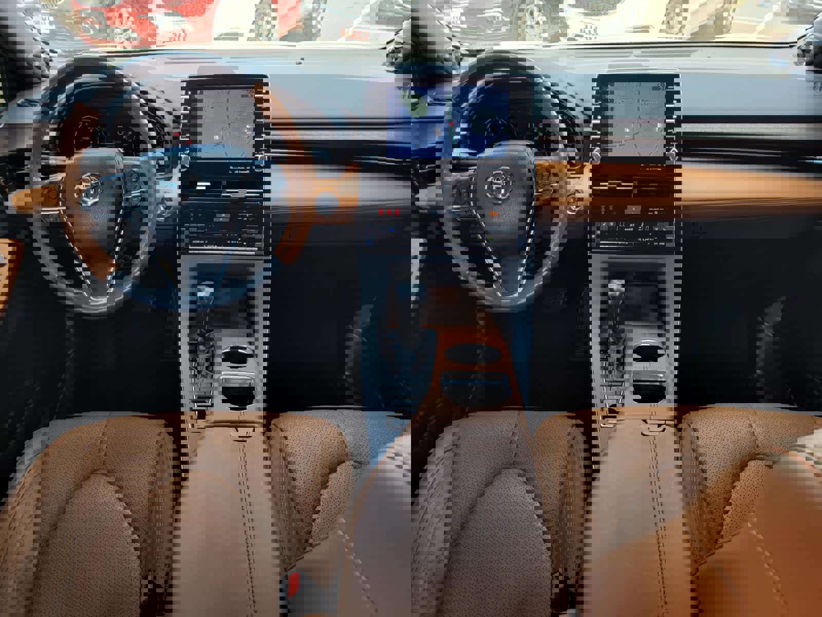 Used 2021 Toyota Avalon Limited image 33