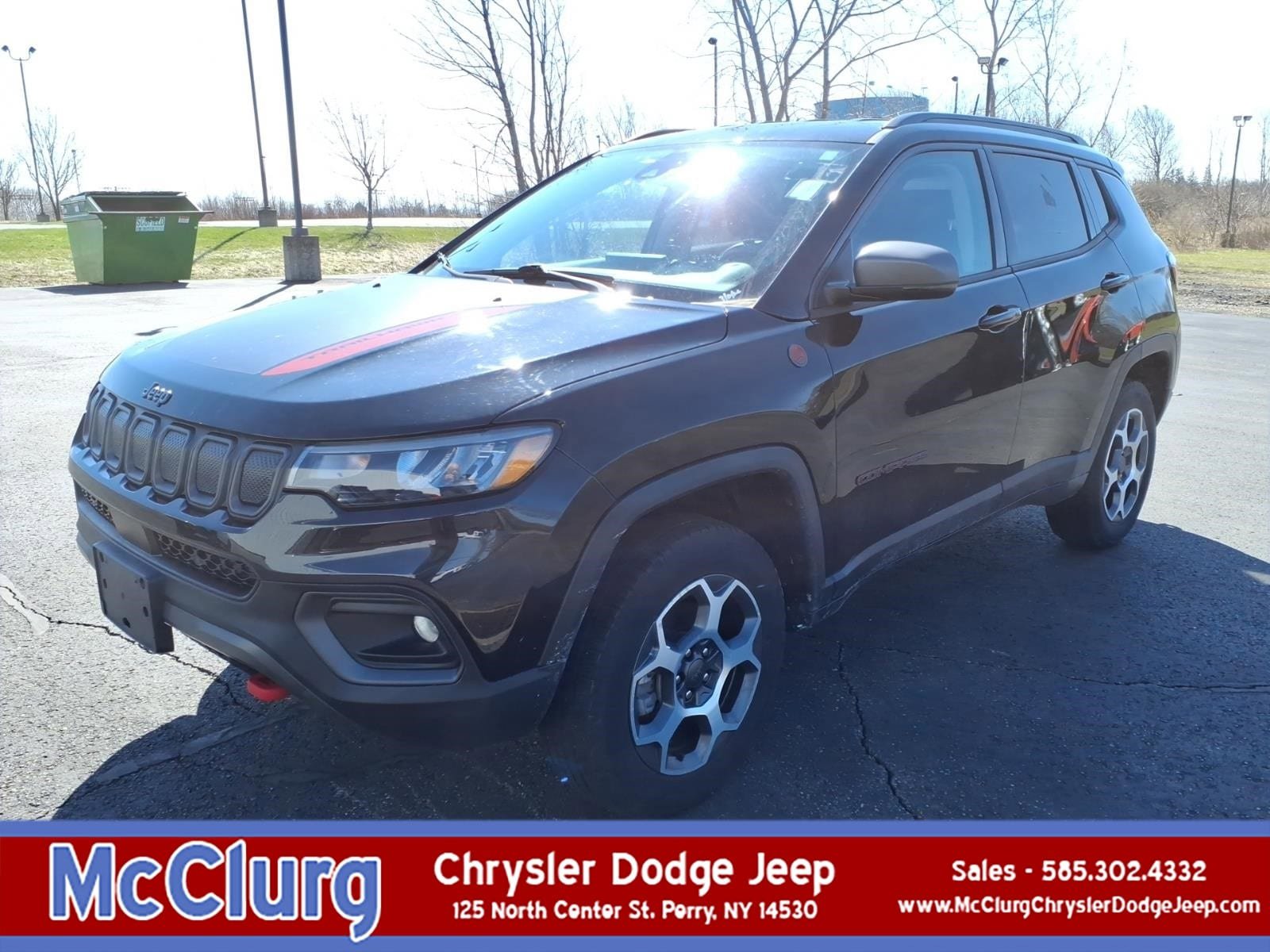 Used 2022 Jeep Compass Trailhawk w/ Trailhawk Convenience Group AWD/4WD image 1