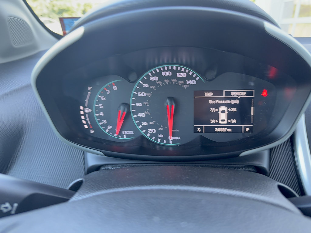 Used 2018 Chevrolet Sonic LT w/ Convenience Package FWD image 10