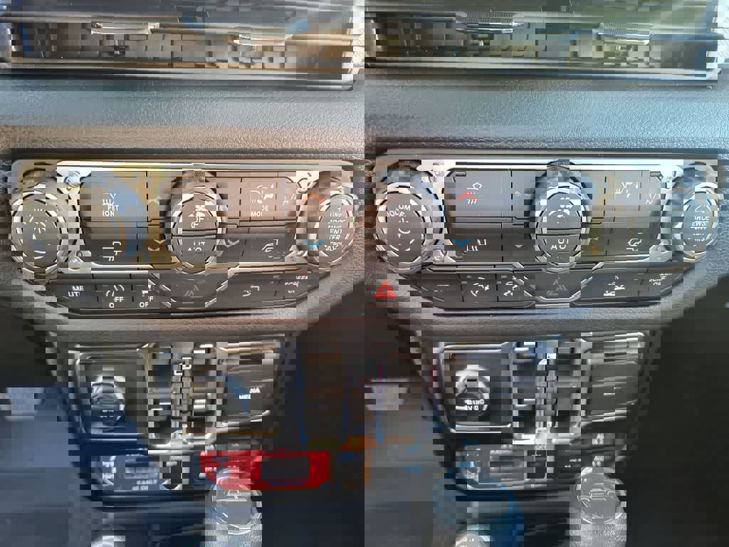 New 2026 Jeep Gladiator Sport image 18