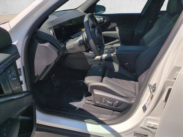 Certified 2025 BMW X3 xDrive30i w/ Convenience Package AWD/4WD image 16