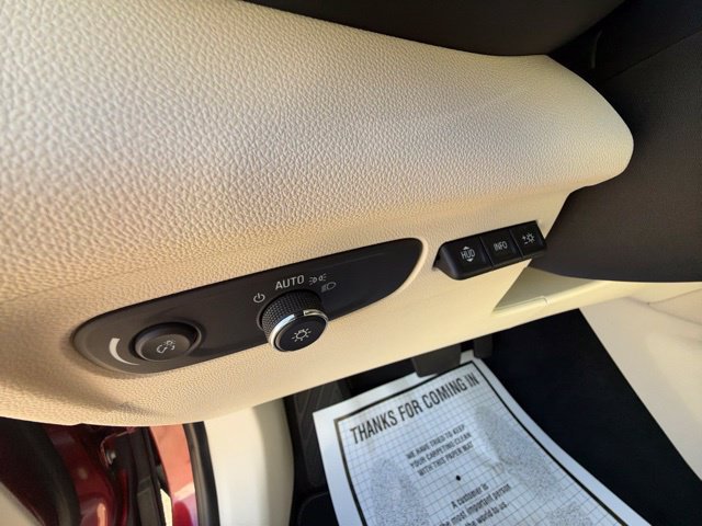 Used 2021 Buick Envision Essence w/ Technology Package I AWD/4WD image 13