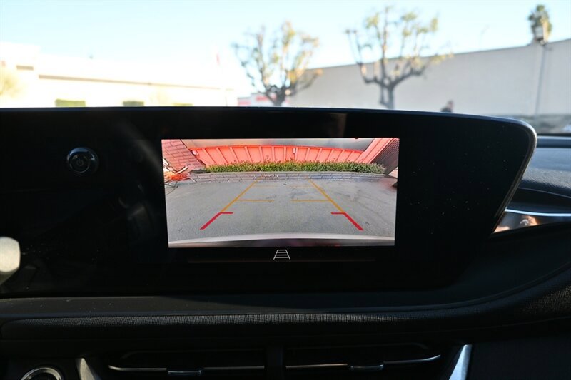 Used 2024 Buick Envista Preferred image 30