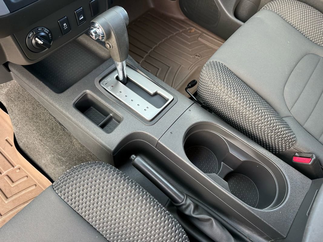 Used 2012 Nissan Frontier SV w/ Sport Appearance Pkg image 16