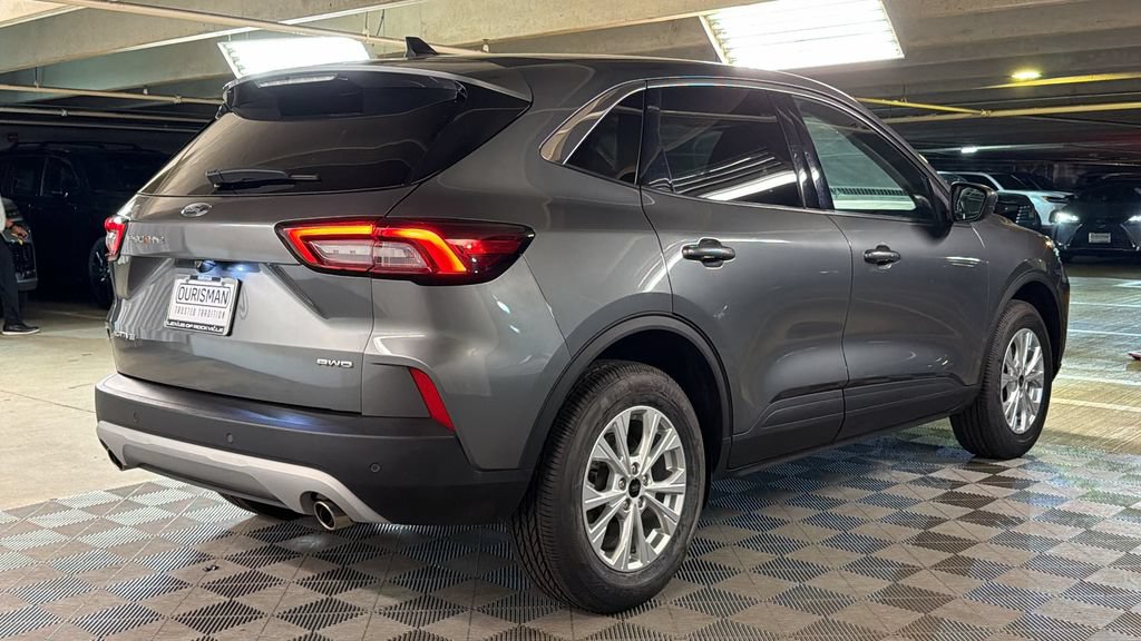 Used 2024 Ford Escape Active w/ Tech Pack #1 AWD/4WD image 7