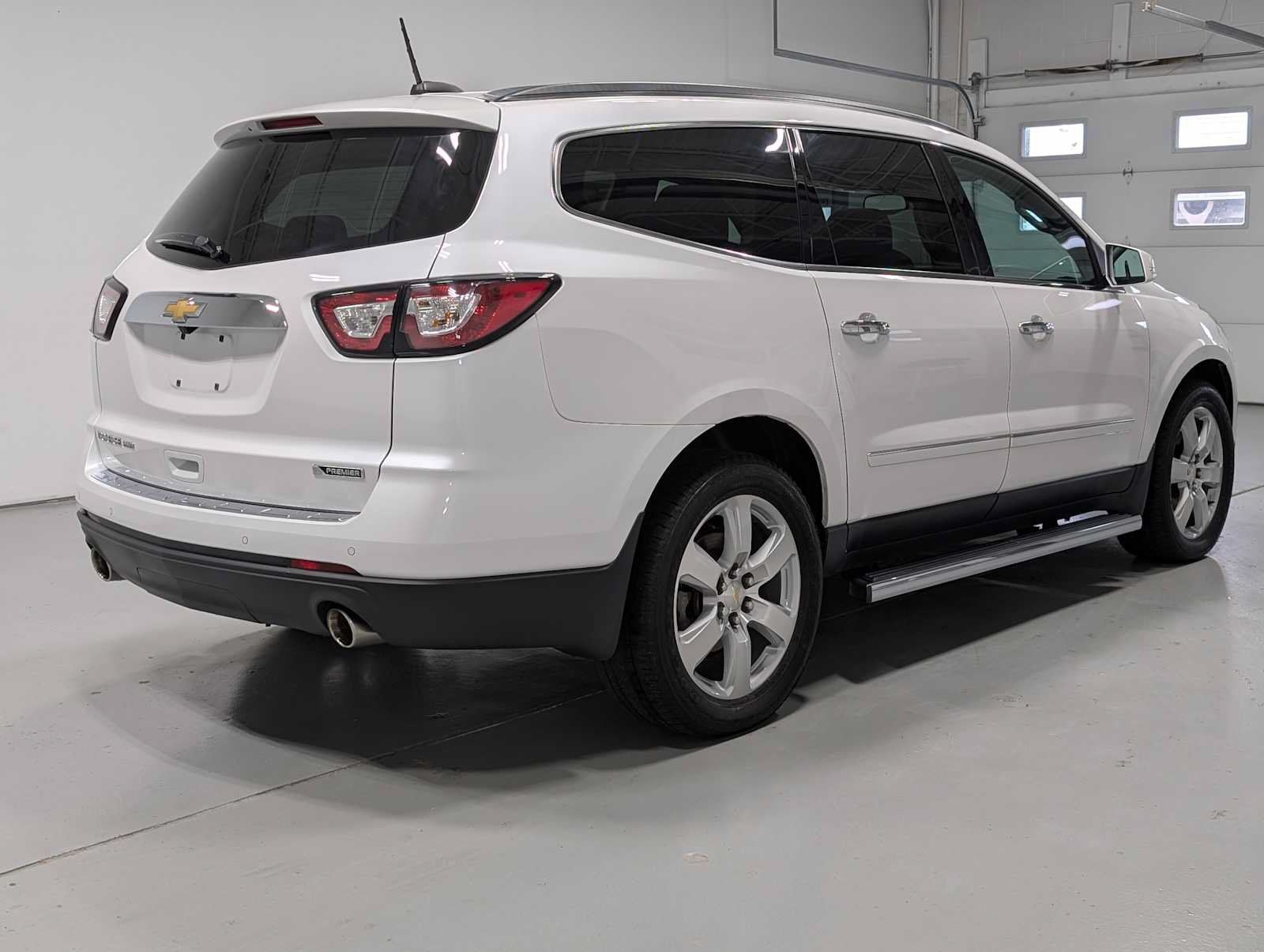 Used 2017 Chevrolet Traverse Premier AWD/4WD image 8