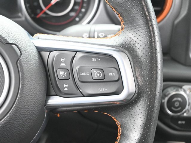 Used 2021 Jeep Gladiator Mojave AWD/4WD image 28