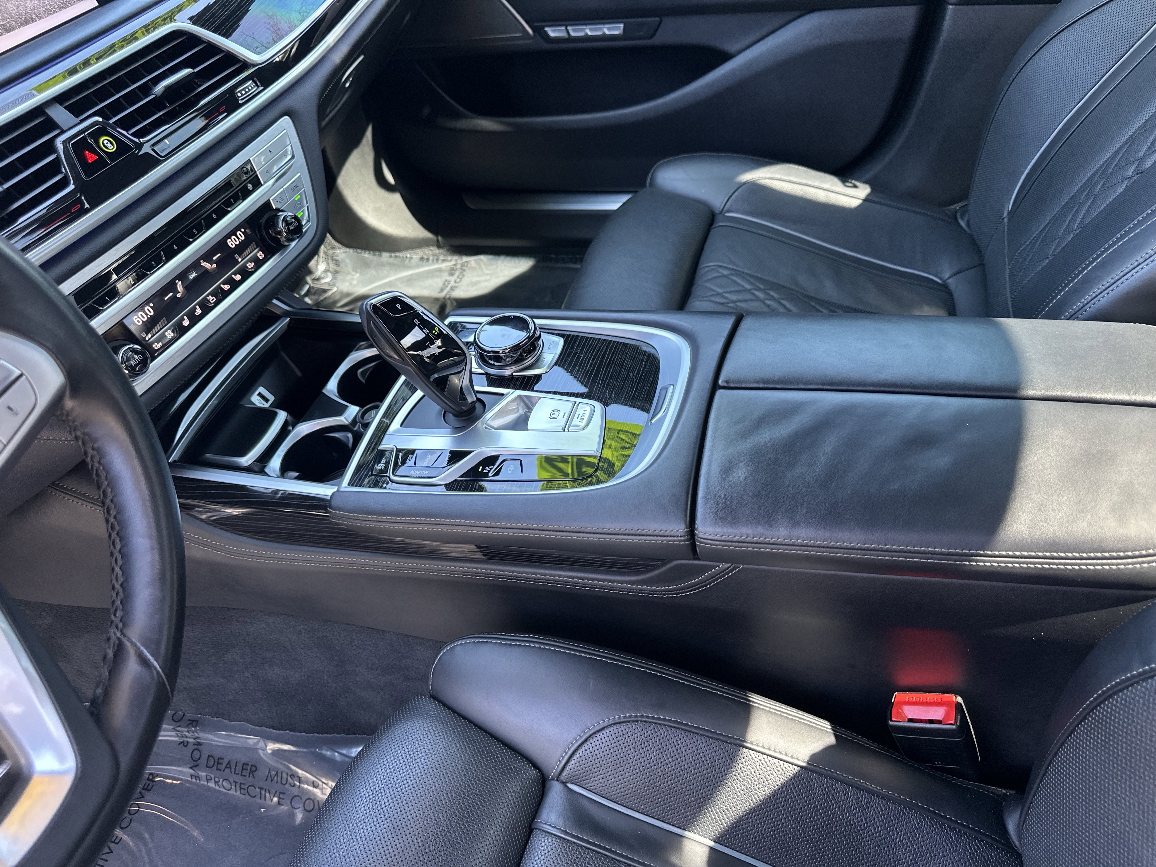 Used 2018 BMW 750i image 26