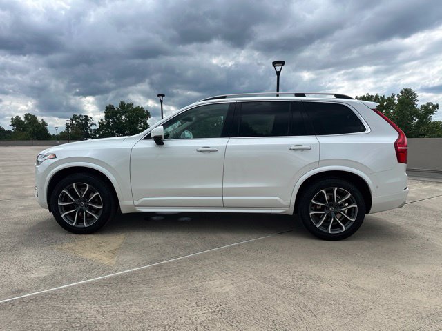 Used 2018 Volvo XC90 T6 Momentum w/ Convenience Package AWD/4WD image 4