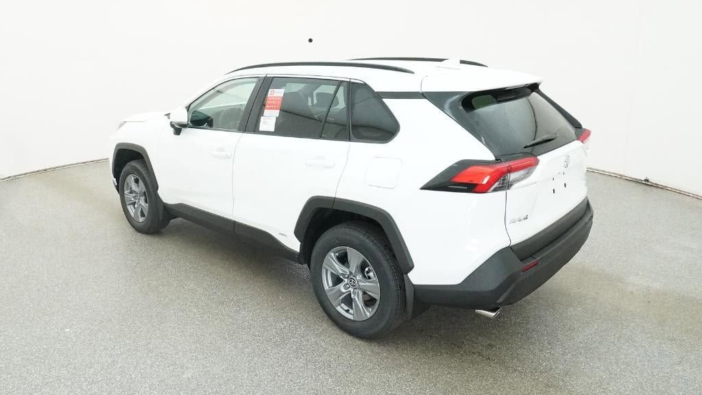 New 2025 Toyota RAV4 XLE image 5