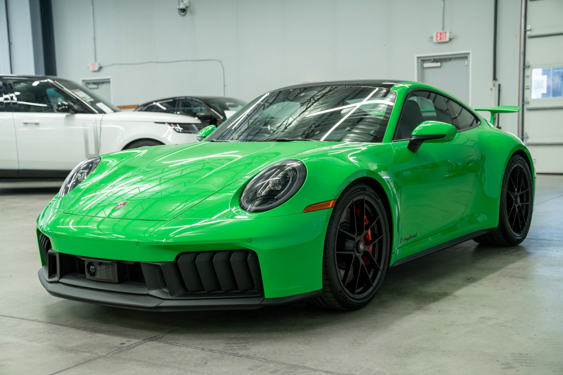 Used 2026 Porsche 911 GTS image 5