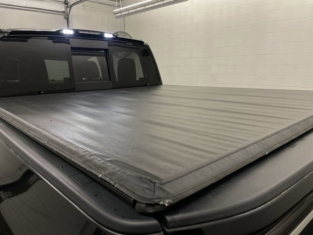 Used 2017 Nissan Titan Platinum Reserve AWD/4WD image 32