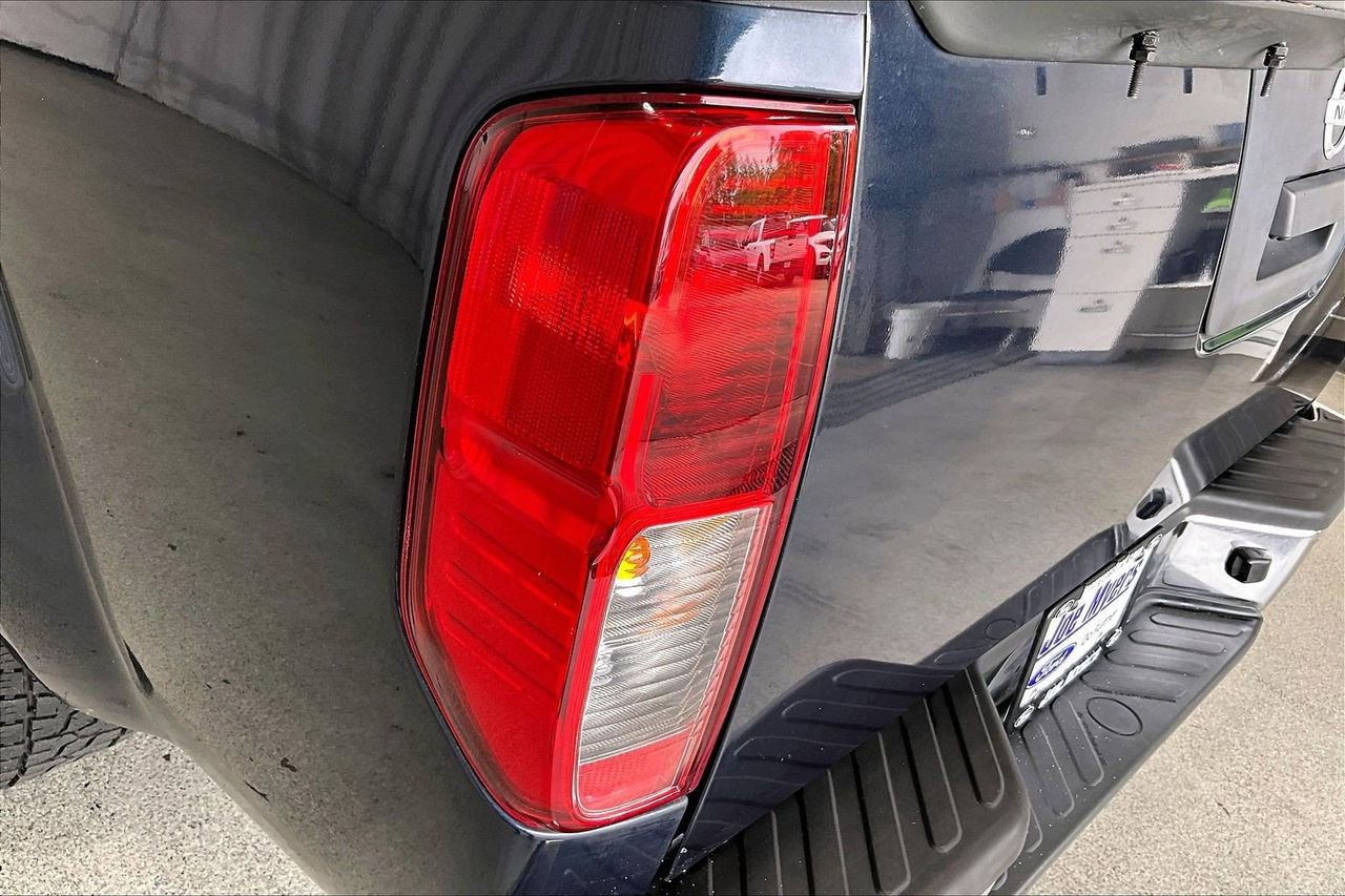 Used 2019 Nissan Frontier SV RWD image 26