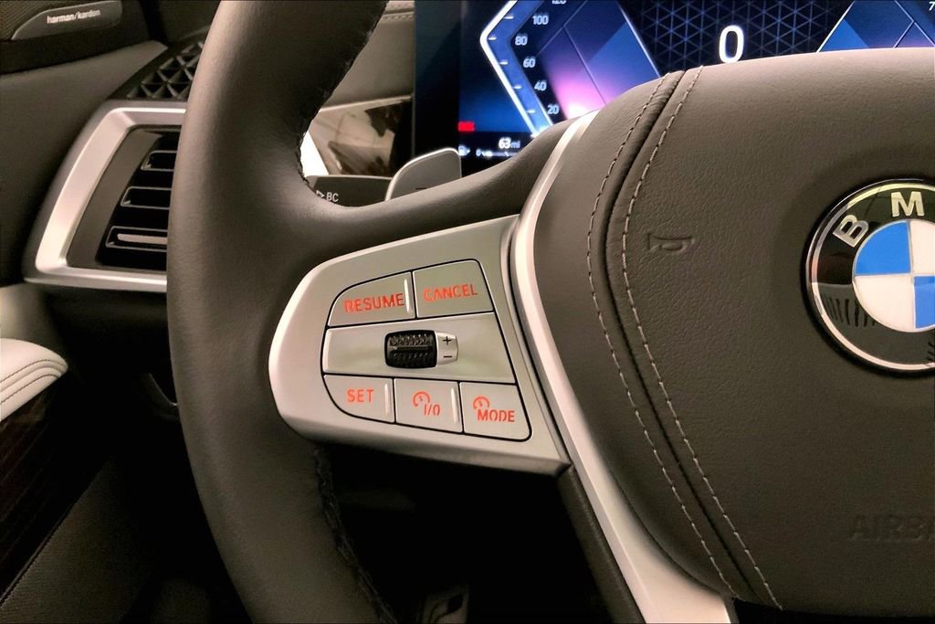 Certified 2026 BMW X7 xDrive40i image 18