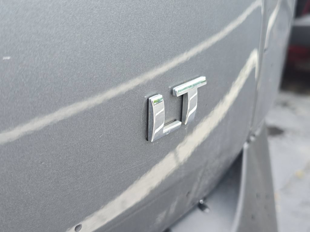 Used 2020 Chevrolet Traverse LT w/ LT Premium Package FWD image 7