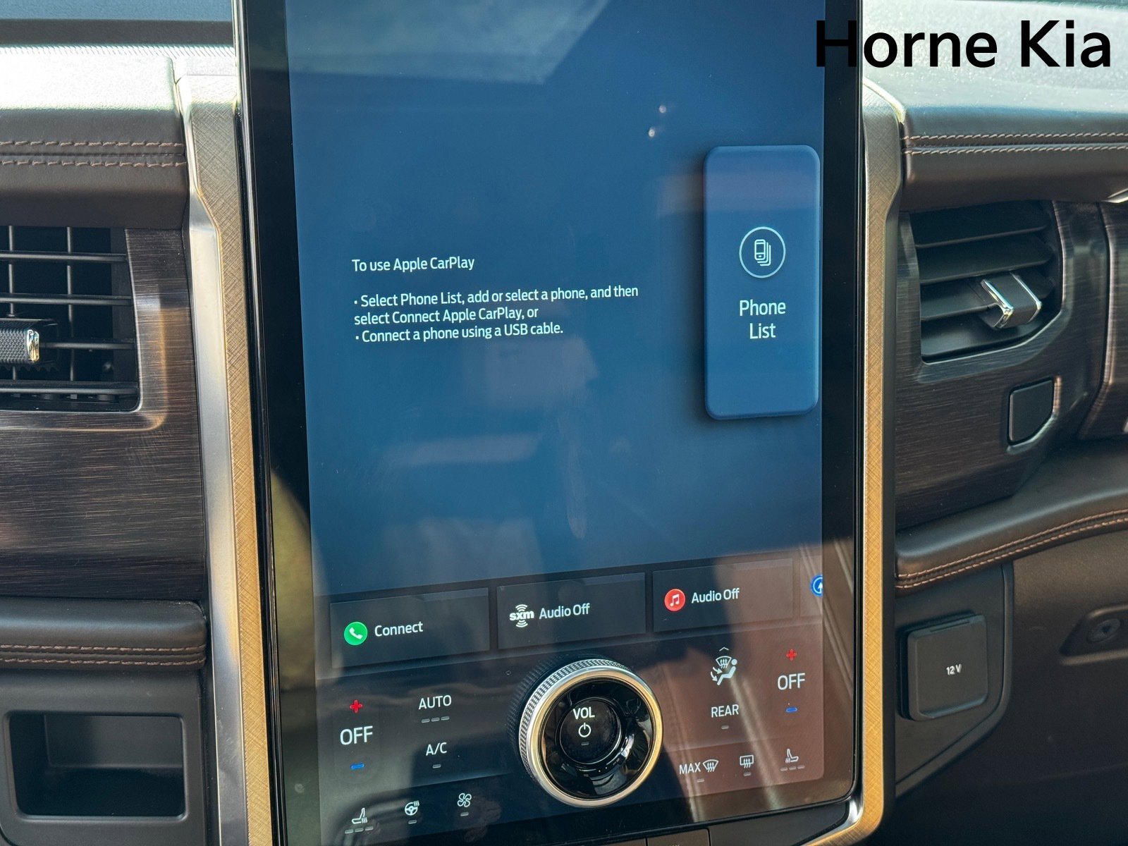 Used 2022 Ford Expedition King Ranch image 22