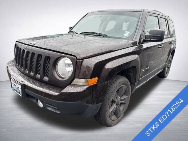 Used 2014 Jeep Patriot Latitude w/ Sun/Sound Group AWD/4WD image 3