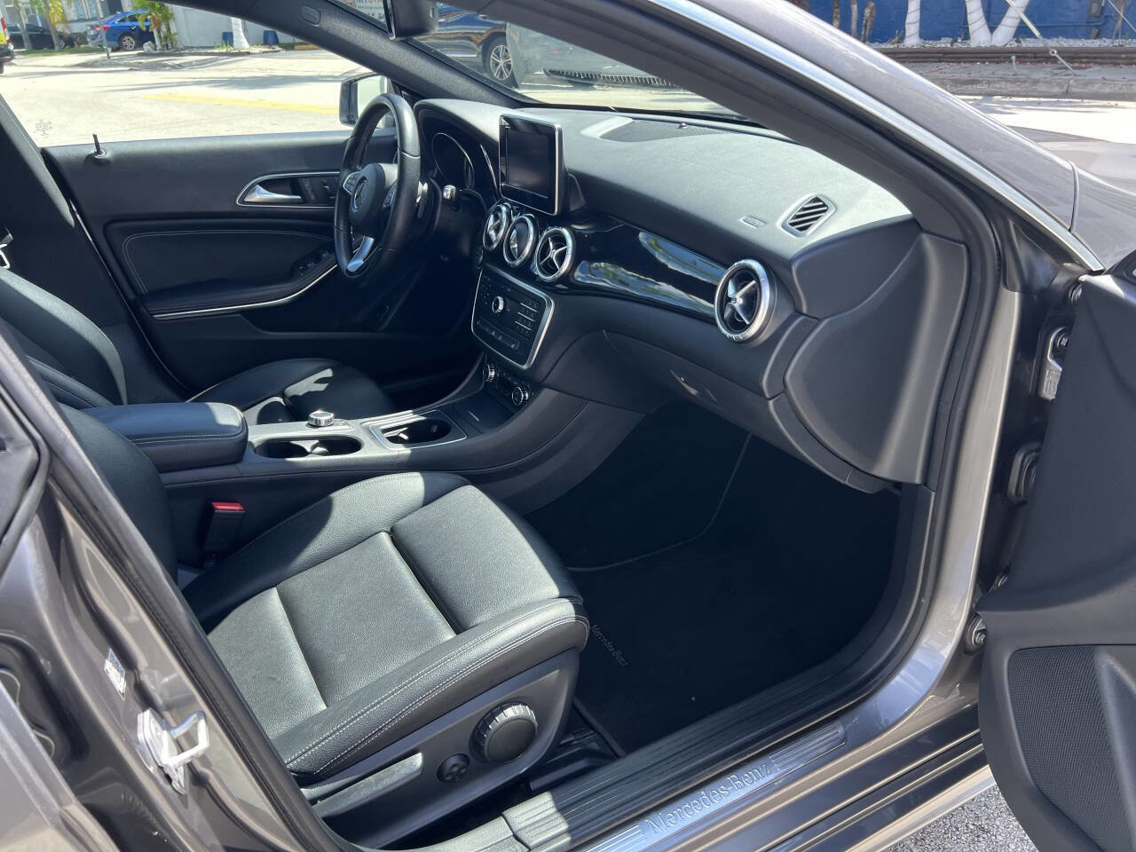 Used 2016 Mercedes-Benz CLA 250 4MATIC image 20