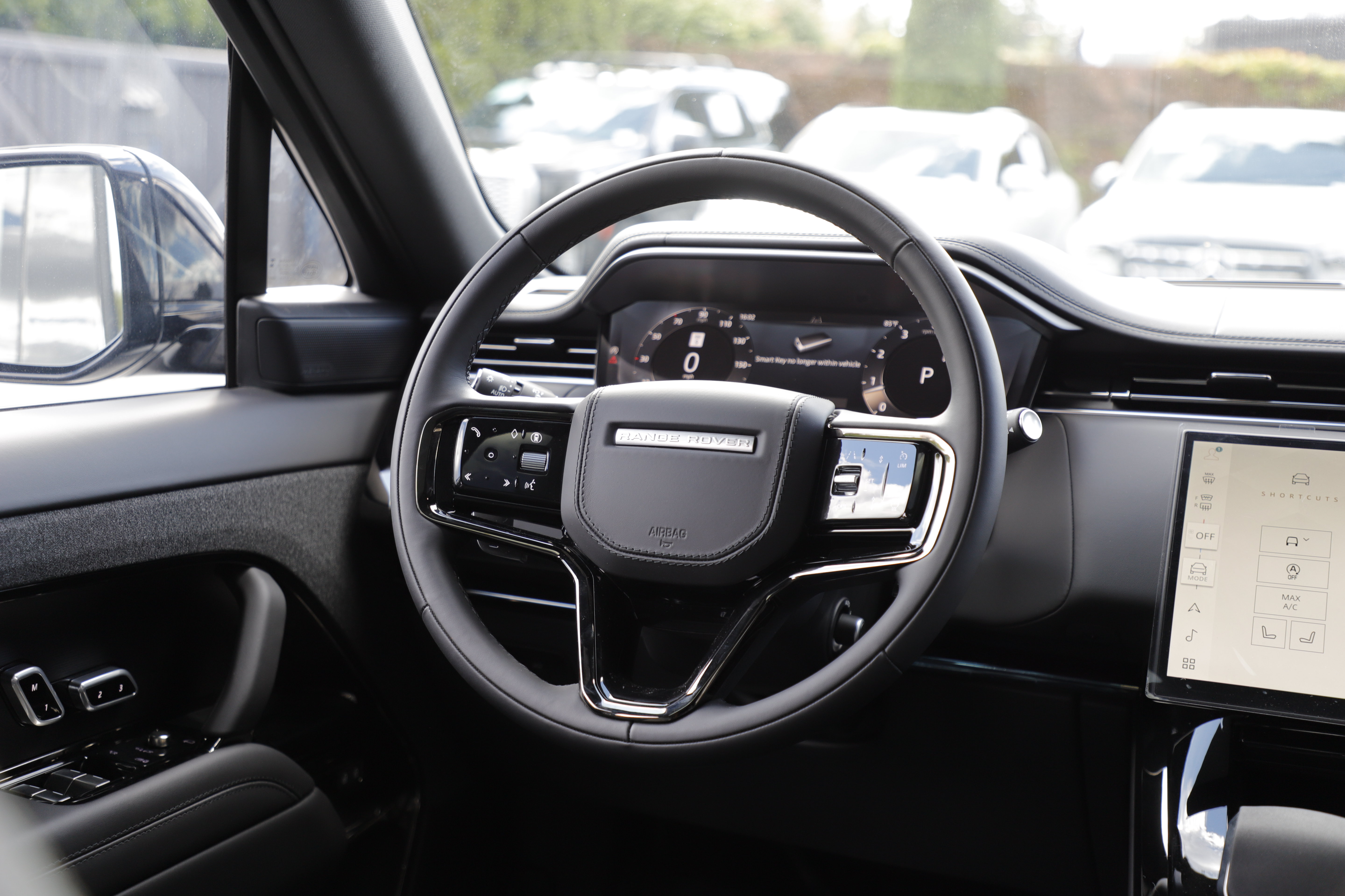 New 2026 Land Rover Range Rover Sport Dynamic SE AWD/4WD image 17