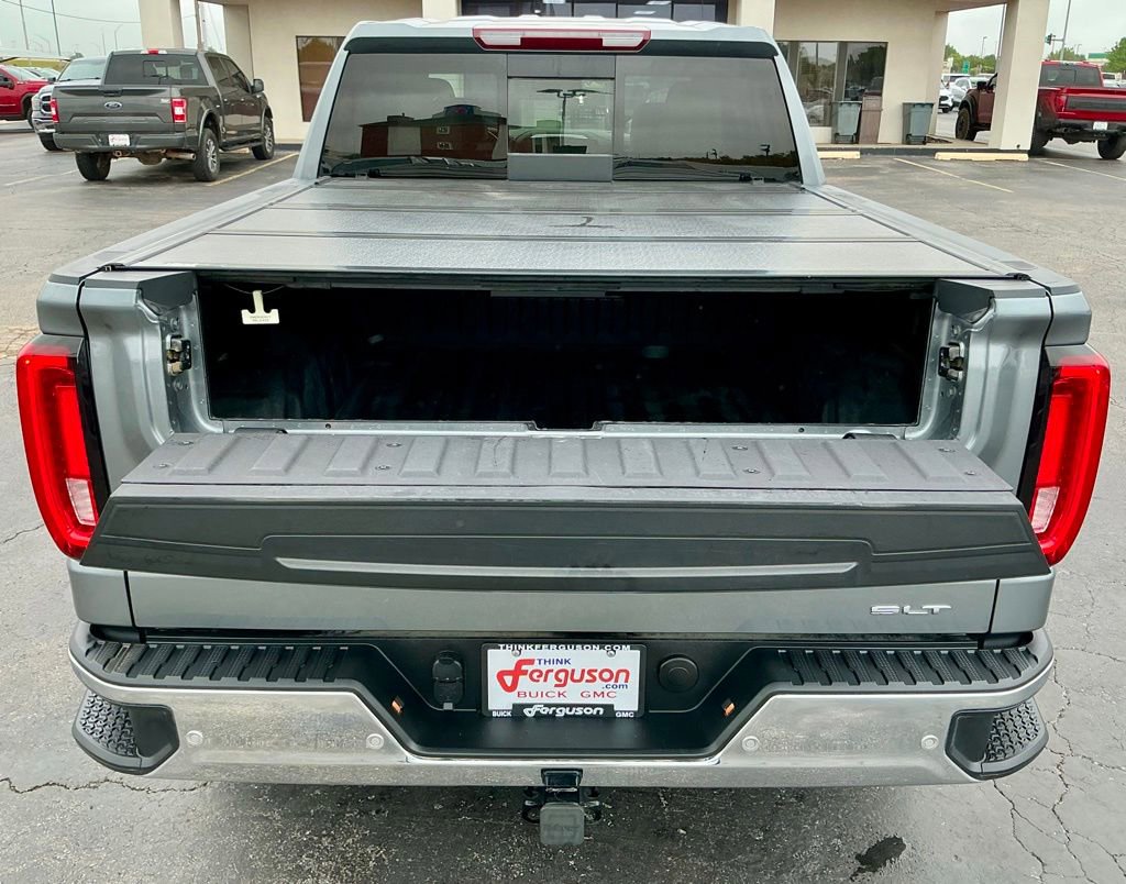 Used 2019 GMC Sierra 1500 SLT w/ SLT Premium Plus Package AWD/4WD image 17