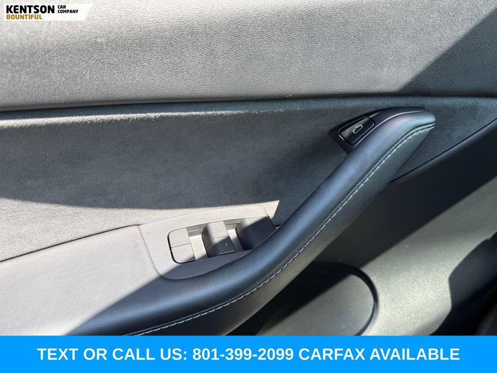Used 2021 Tesla Model Y Long Range AWD/4WD image 17