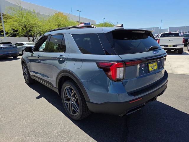 New 2026 Ford Explorer ST-Line w/ ST-Line Street Pack RWD image 3