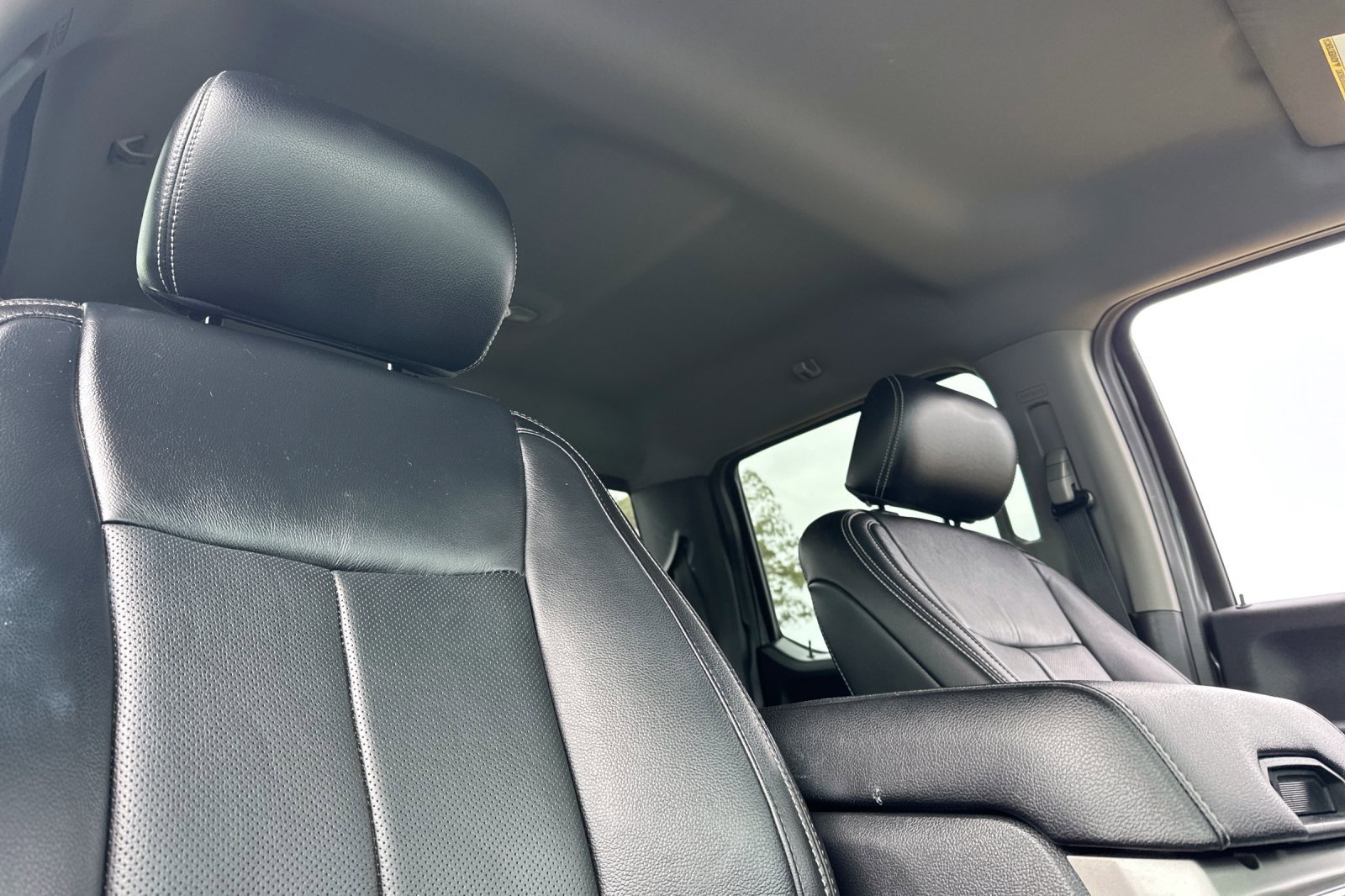 Used 2020 Ford F350 Lariat w/ Lariat Value Package image 15