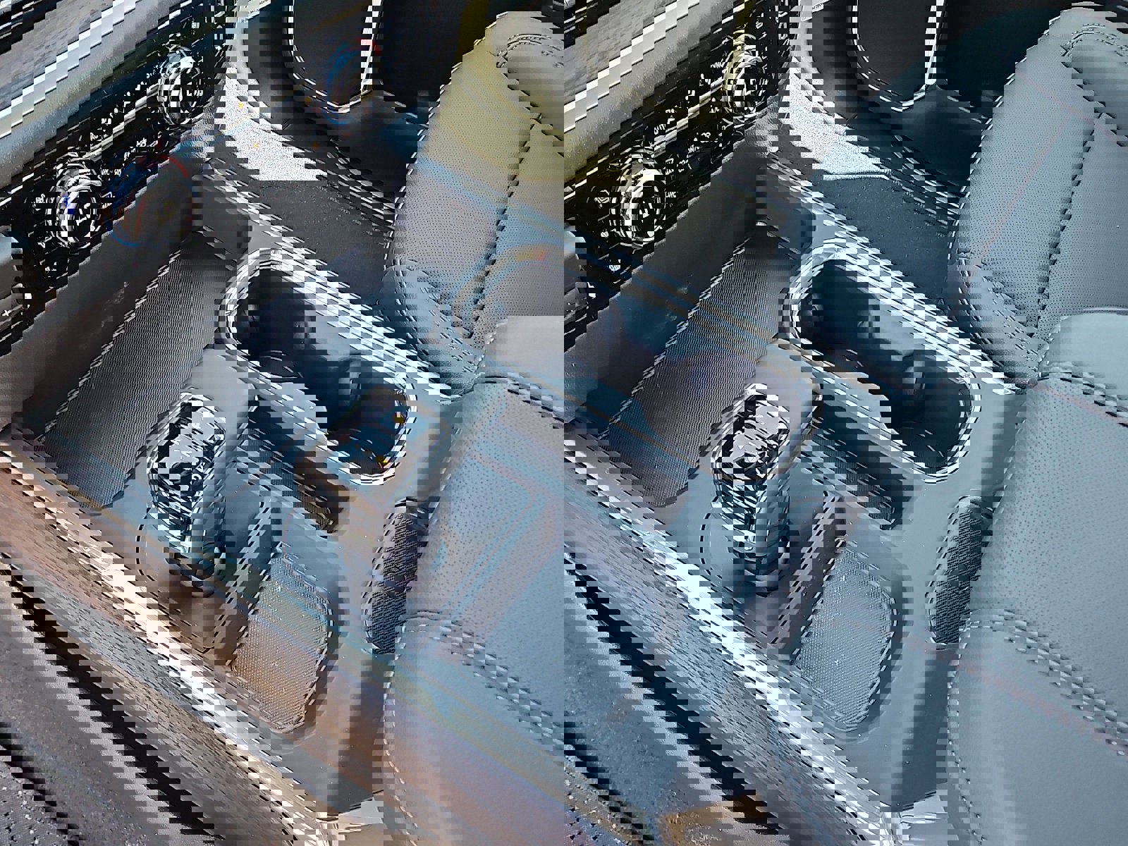 New 2026 GMC Sierra 1500 SLT image 20