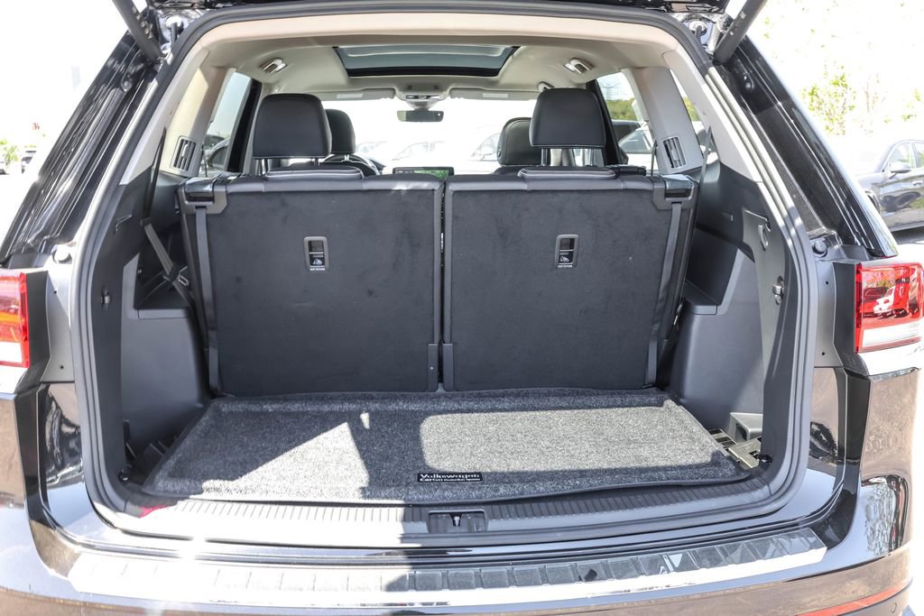 Used 2026 Volkswagen Atlas SEL AWD/4WD image 35
