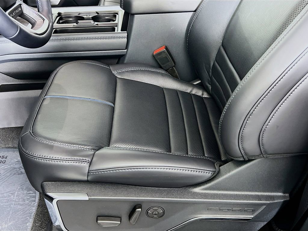 New 2025 Ford F250 Platinum image 23