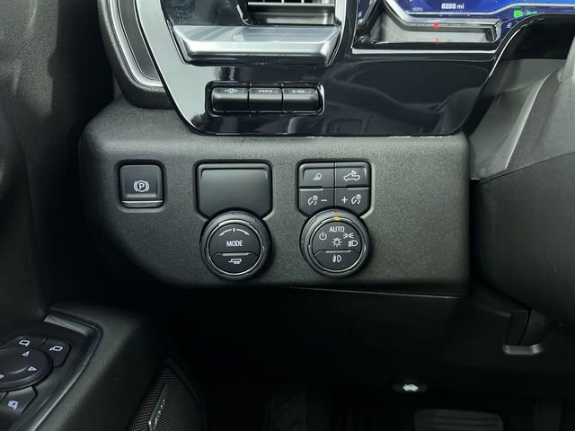 Certified 2024 Chevrolet Silverado 3500 LTZ w/ LTZ Plus Package image 18