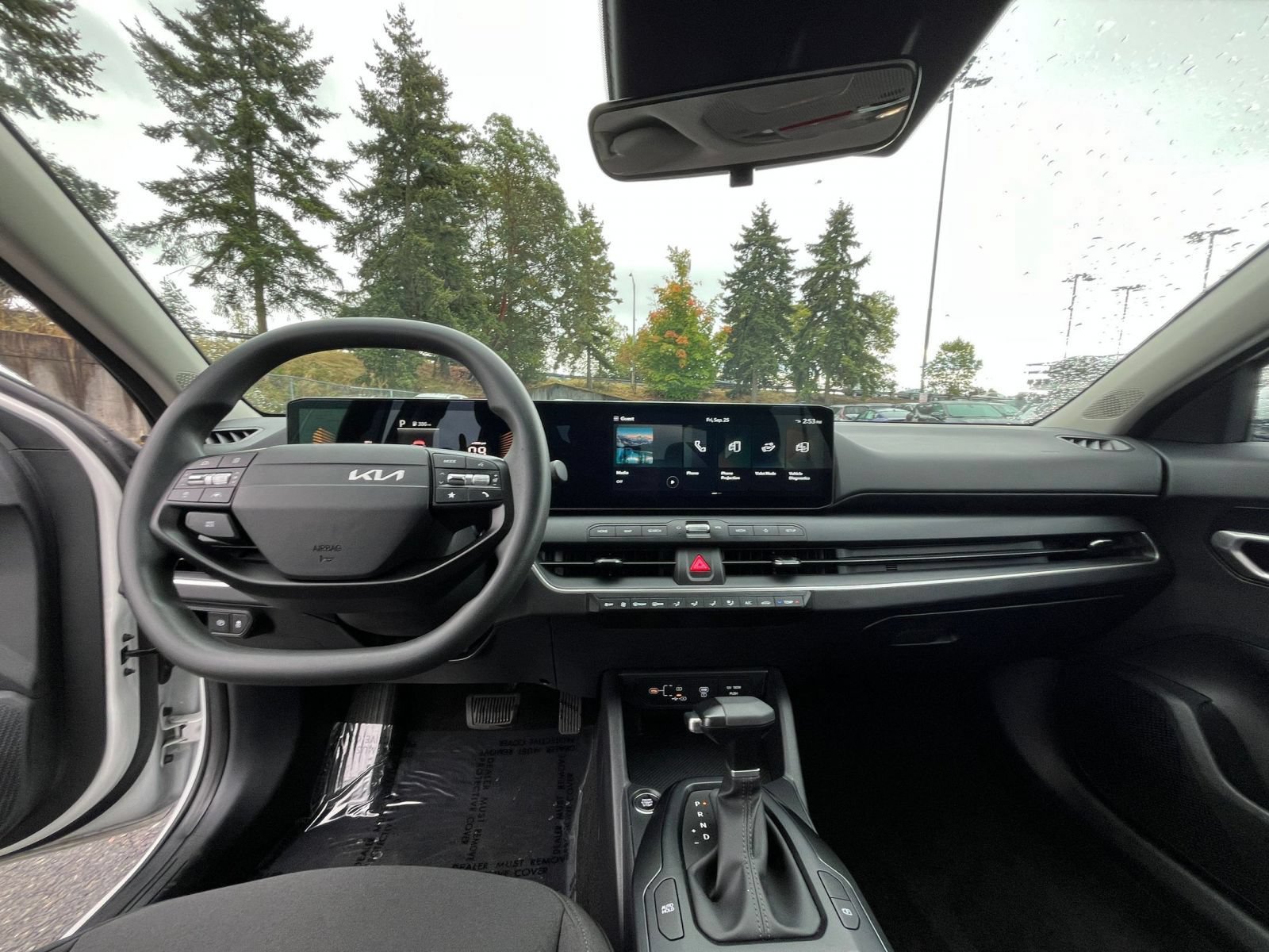 Used 2026 Kia K4 FWD image 33