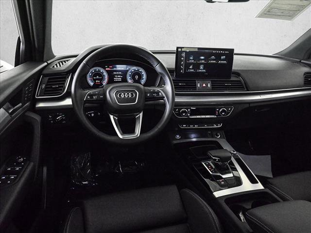 Certified 2024 Audi Q5 2.0T Premium w/ Summer of Audi Package AWD/4WD image 19