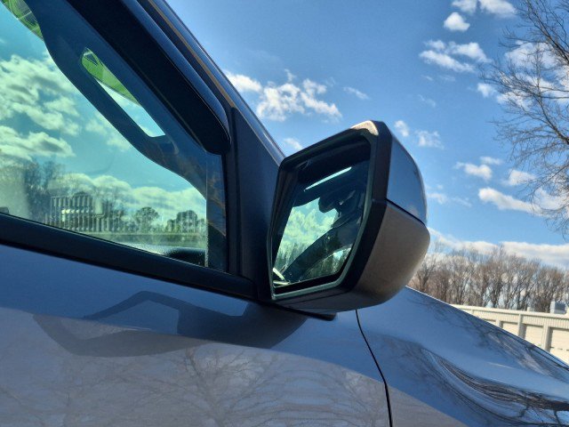 Used 2024 Chevrolet Colorado LT w/ LT Convenience Package II image 34