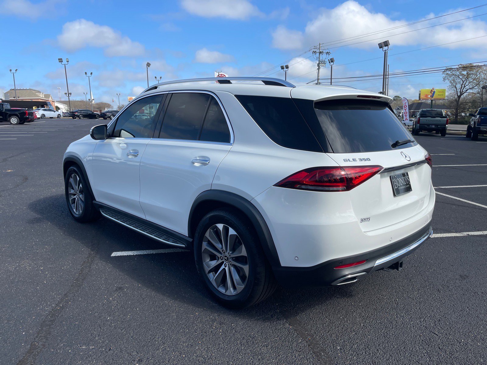 Used 2021 Mercedes-Benz GLE 350 w/ Premium Package image 14