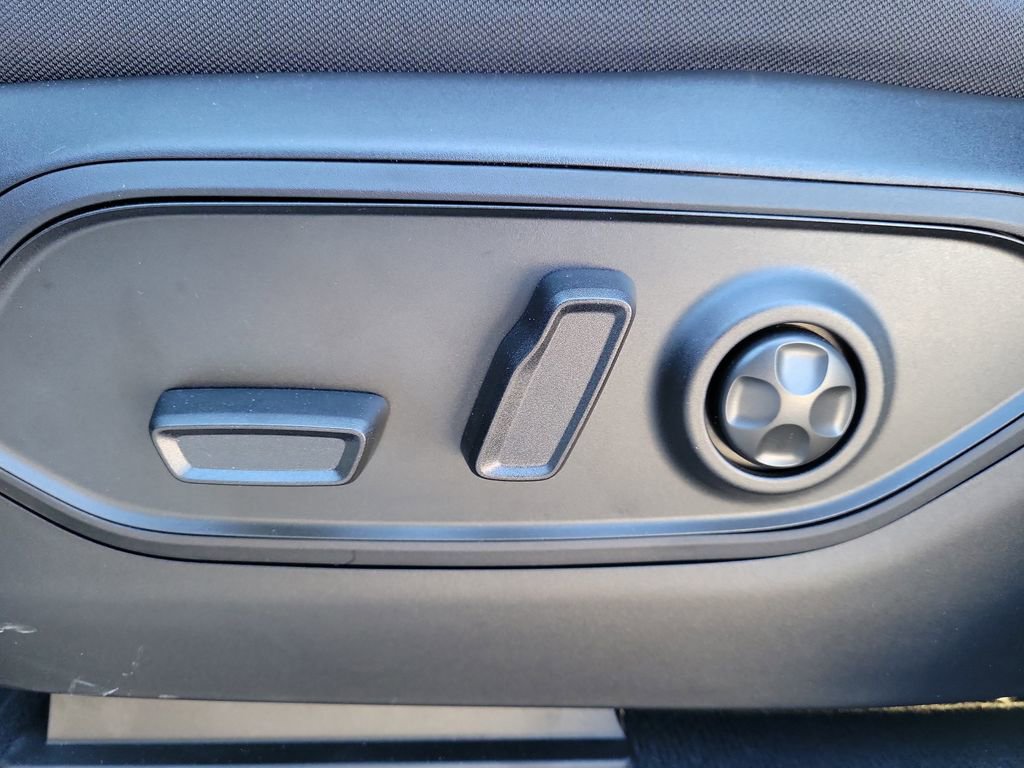 New 2025 Jeep Grand Cherokee Laredo X image 23