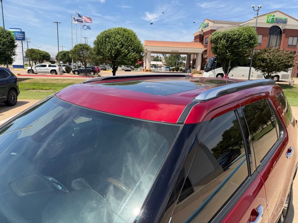 Used 2019 Ford Explorer Platinum AWD/4WD image 17