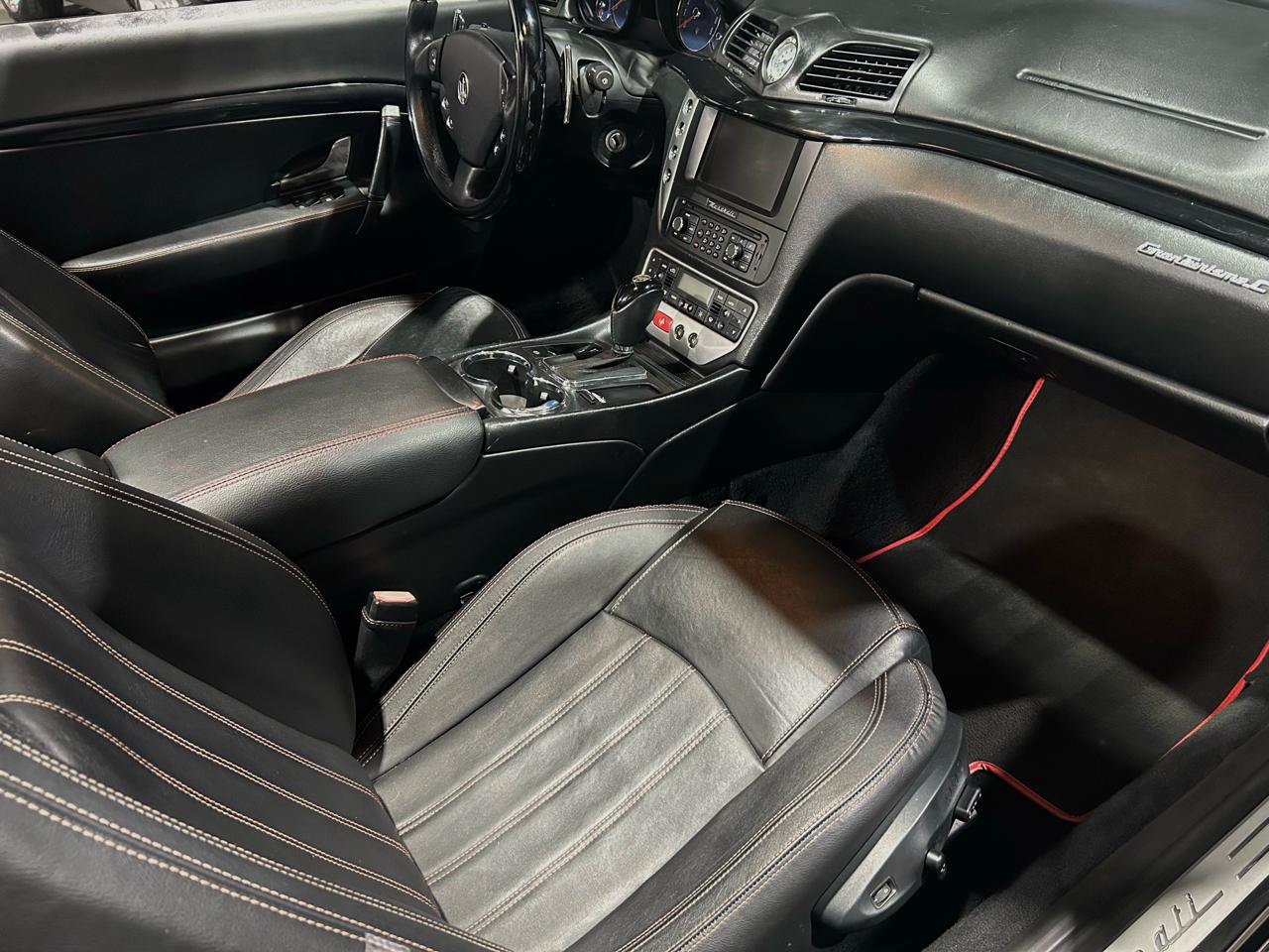 Used 2011 Maserati GranTurismo Convertible RWD image 22