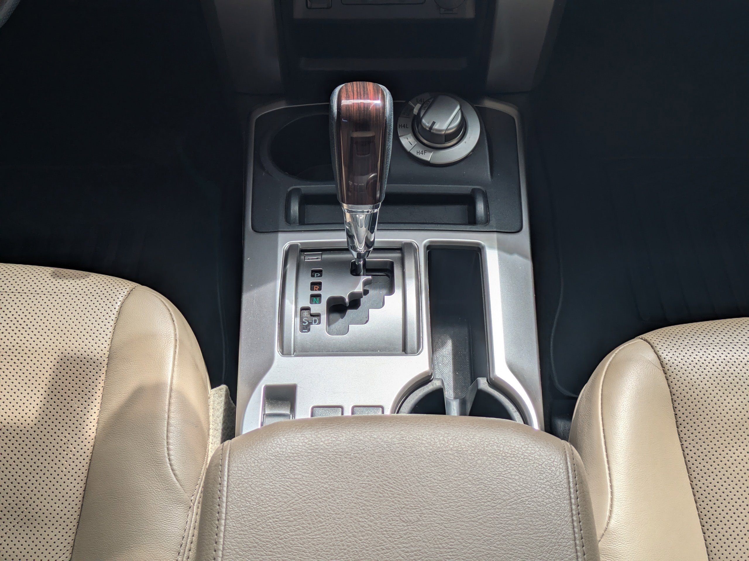 Used 2018 Toyota 4Runner Limited image 19