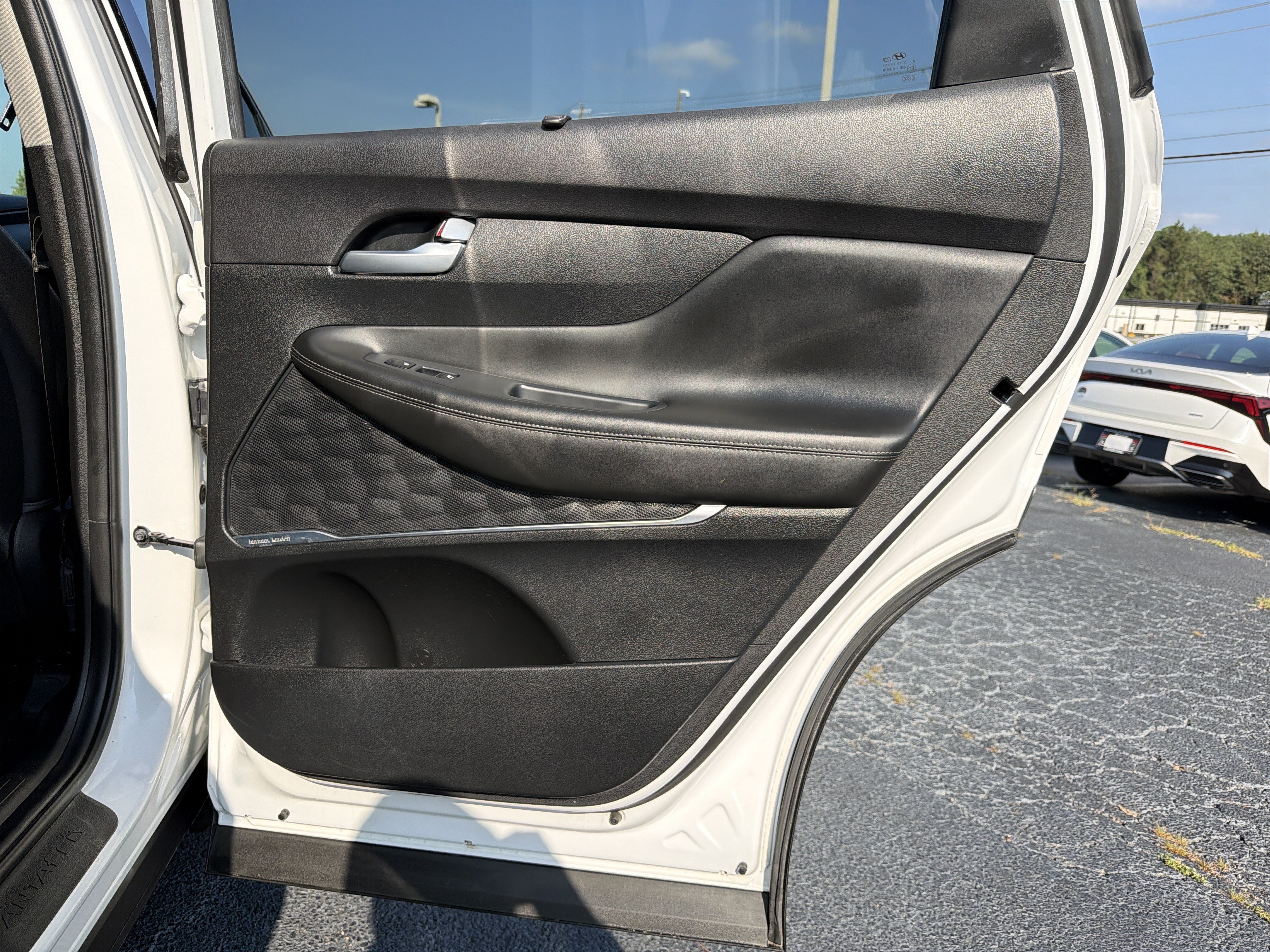 Used 2023 Hyundai Santa Fe Limited AWD/4WD image 16