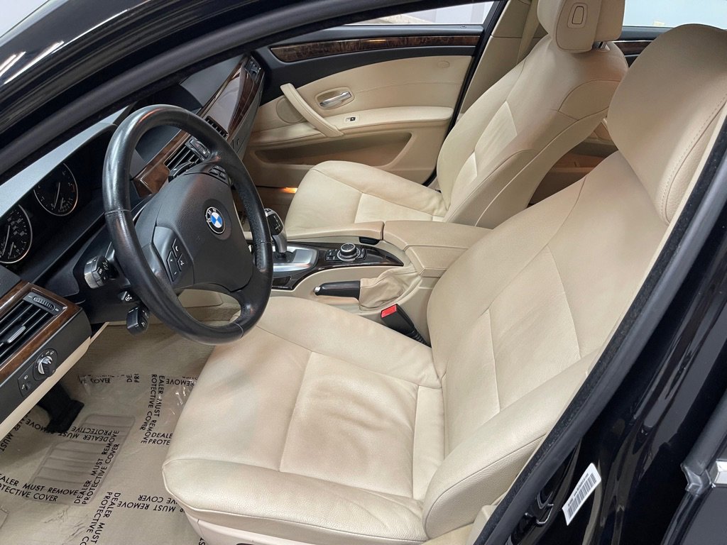 Used 2010 BMW 528i Sedan RWD image 24
