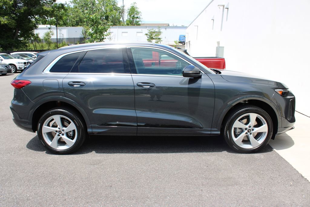 New 2025 Audi Q5 Premium Plus image 9