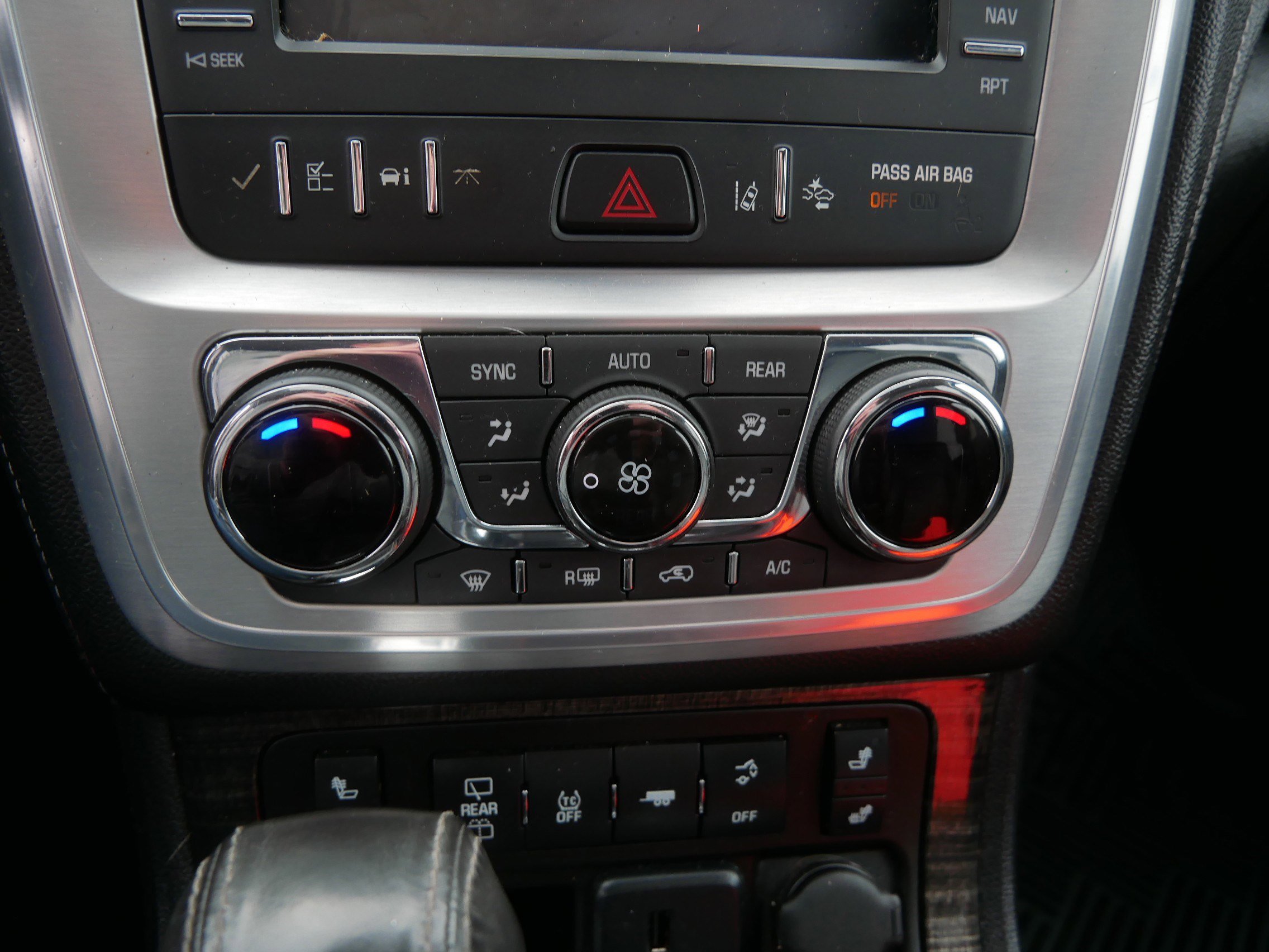 Used 2016 GMC Acadia SLT w/ Open Road Package AWD/4WD image 31