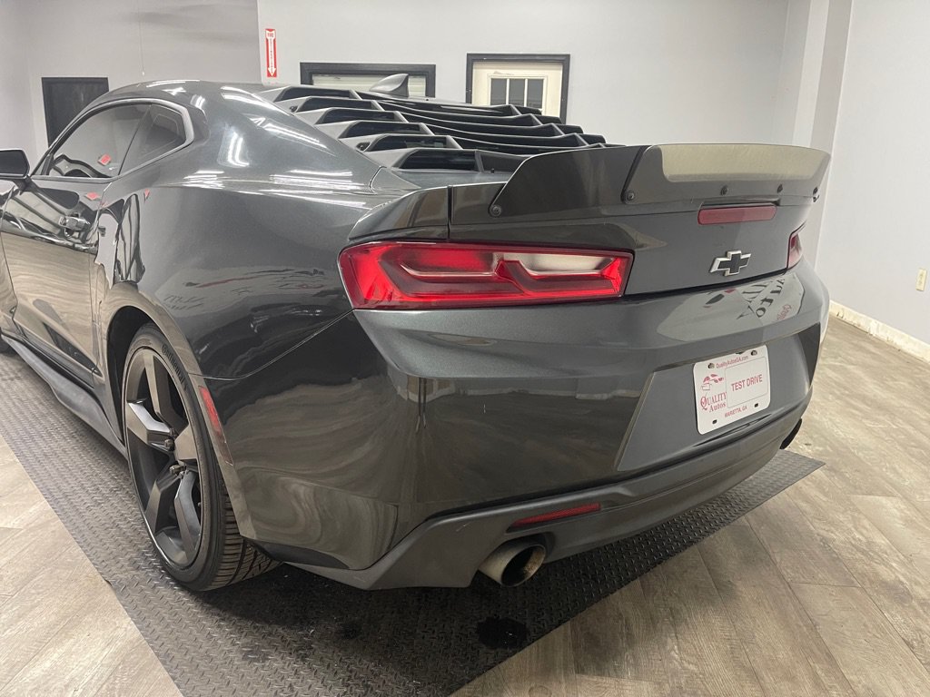 Used 2017 Chevrolet Camaro LS RWD image 8